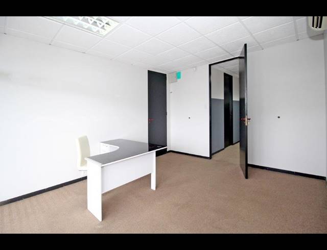 476M² BUILDING TO LET IN SUNNYSIDE